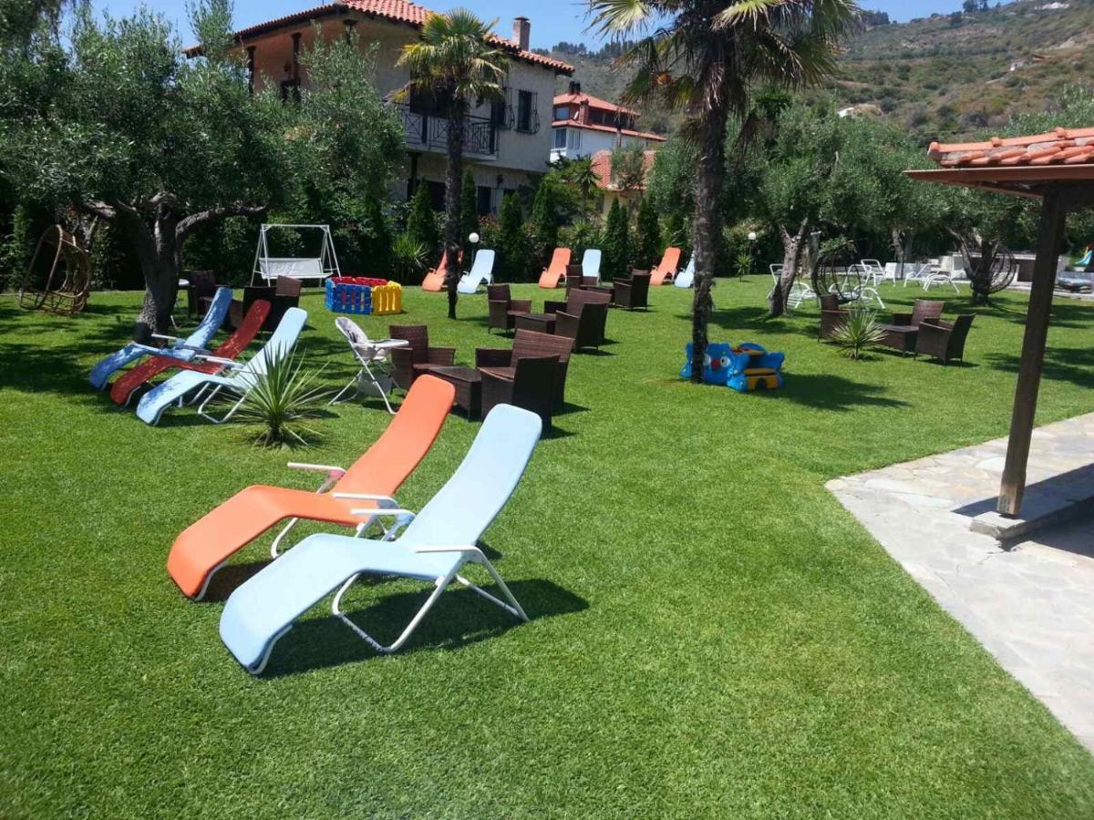 Delfino Hotel Mola Kalyva Exterior foto
